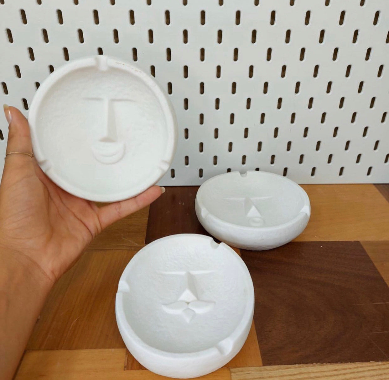 Ashtray White